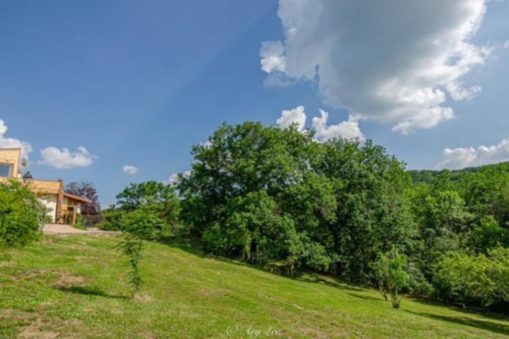 Gite Du Mont Plaisir Villa Chouvigny Екстериор снимка