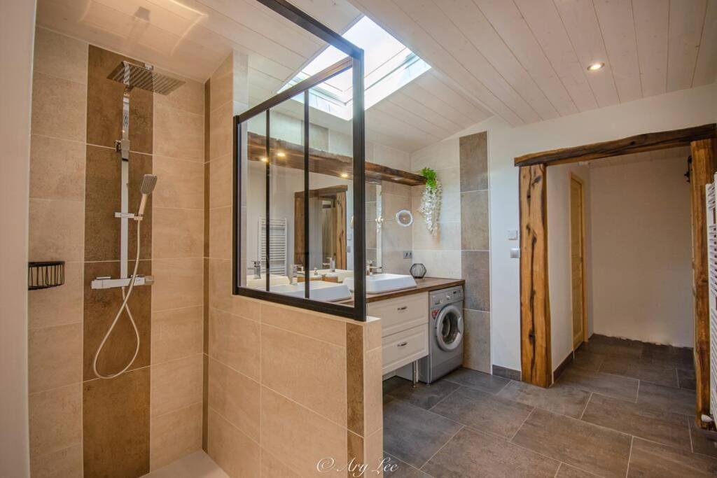 Gite Du Mont Plaisir Villa Chouvigny Екстериор снимка