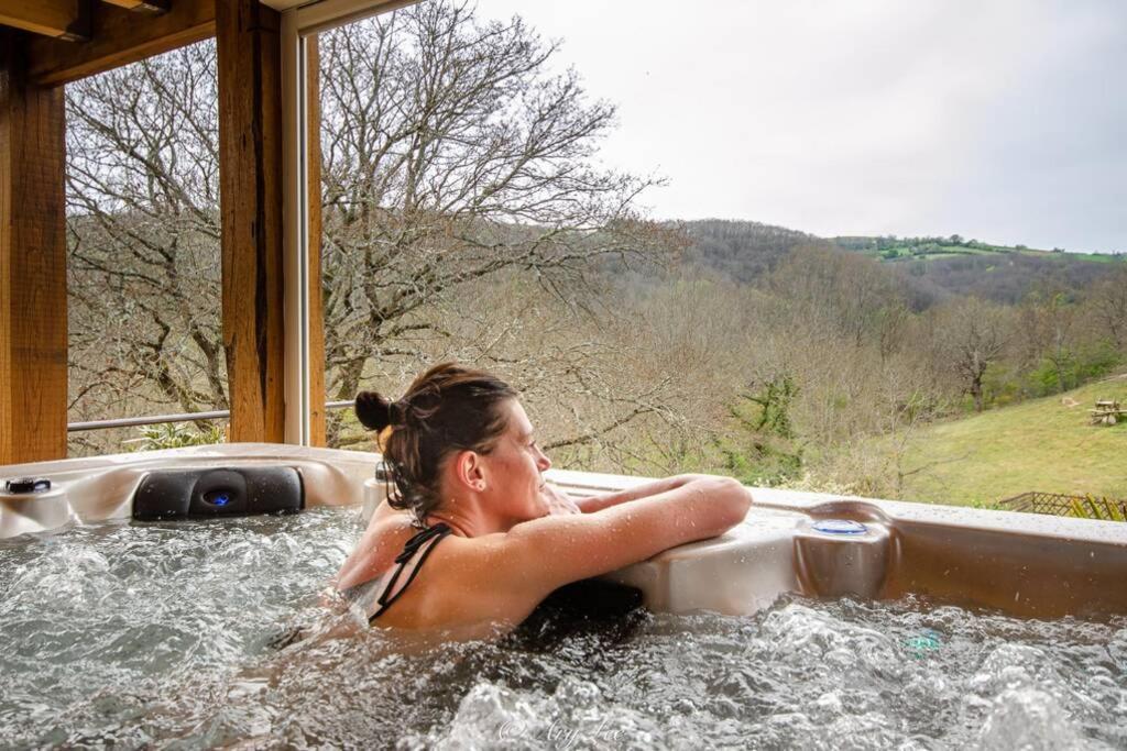 Gite Du Mont Plaisir Villa Chouvigny Екстериор снимка